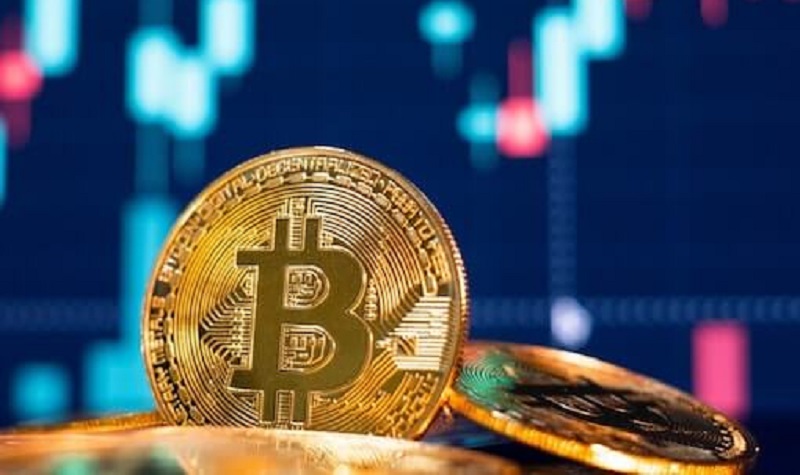 bitcoin - Bitcoin hits $64,384 as first ETF debut buys crypto