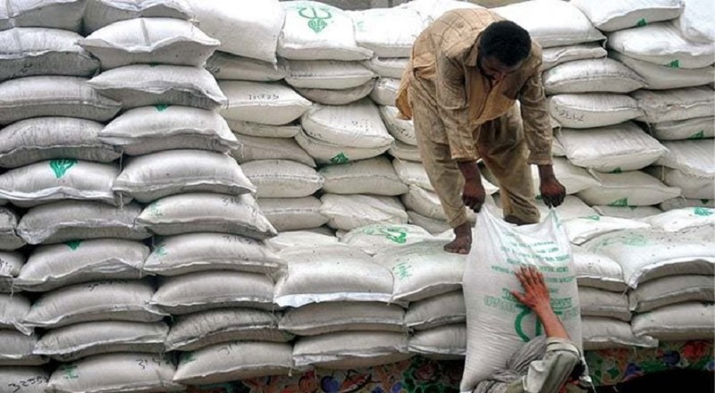 FBR - FBR seizes 172 non-tax stamped sugar bags in Hyderabad