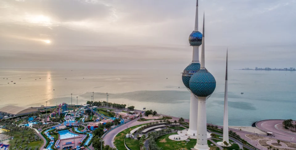 Kuwait 2560x1300 1