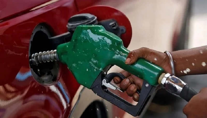 Lower sales tax on oil drops collection by Rs45.6bn in six months