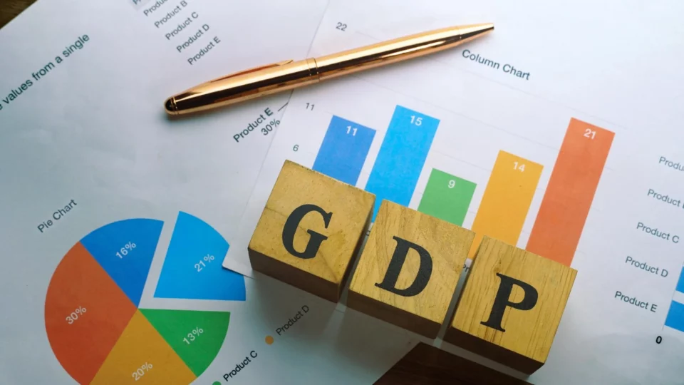 Pakistan’s GDP jumps to 6pc in FY2021-22